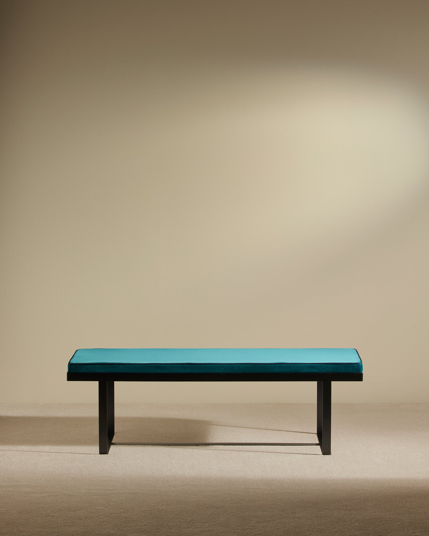 Banc Gaspard - Bleu Sarah design Maison Sarah Lavoine Bleu Sarah Velours 140 cm 45 cm 1