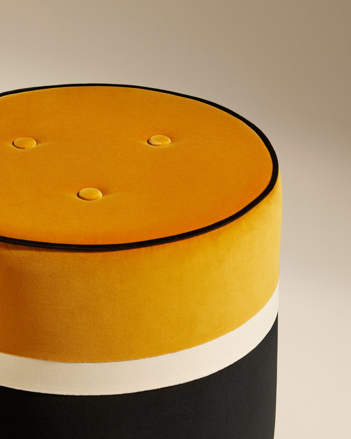 Pouf Léo - Ocre design Maison Sarah Lavoine Ocre Velours  43 cm 3