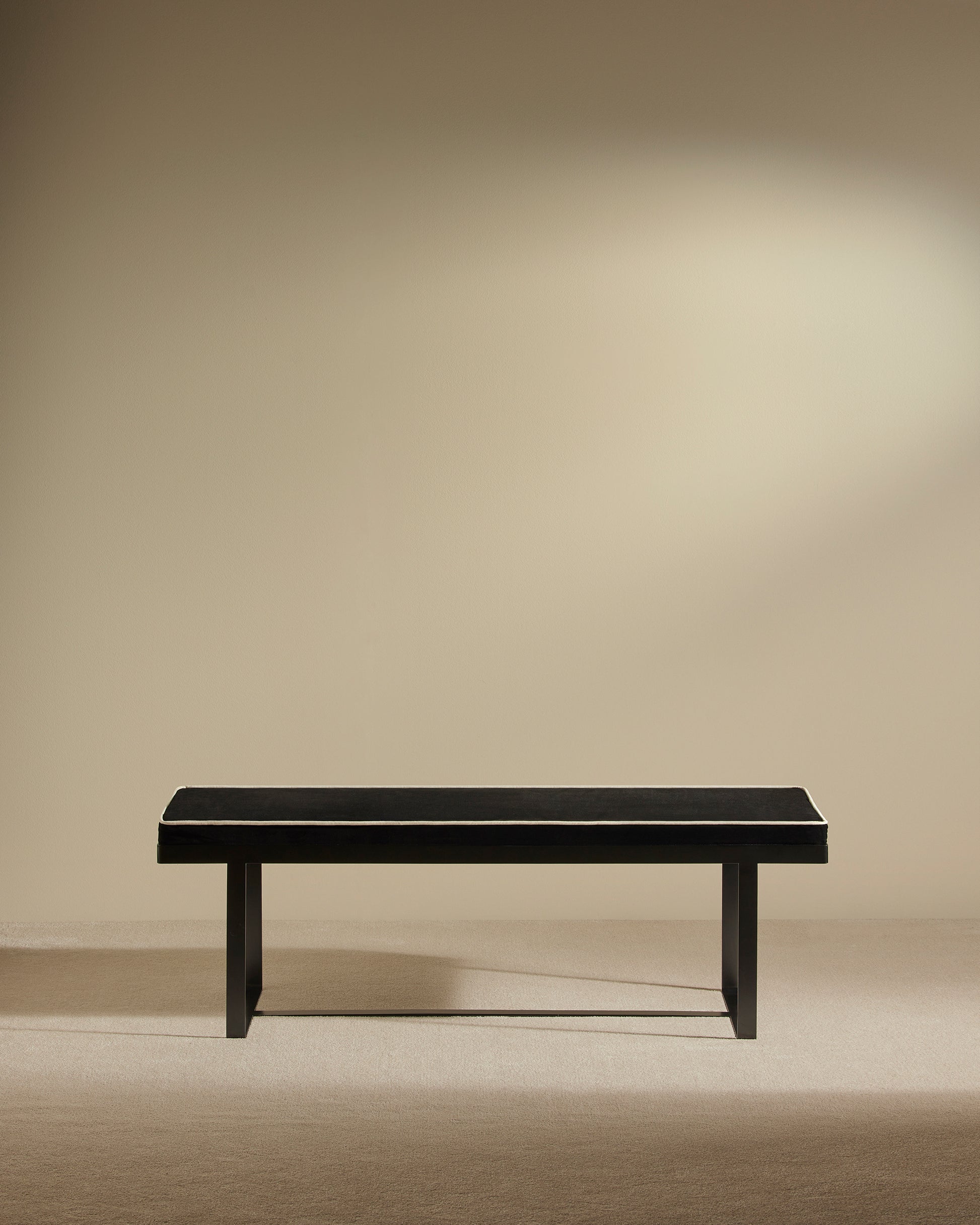 Banc Gaspard - Noir design Maison Sarah Lavoine Noir Velours 140 cm 45 cm 1