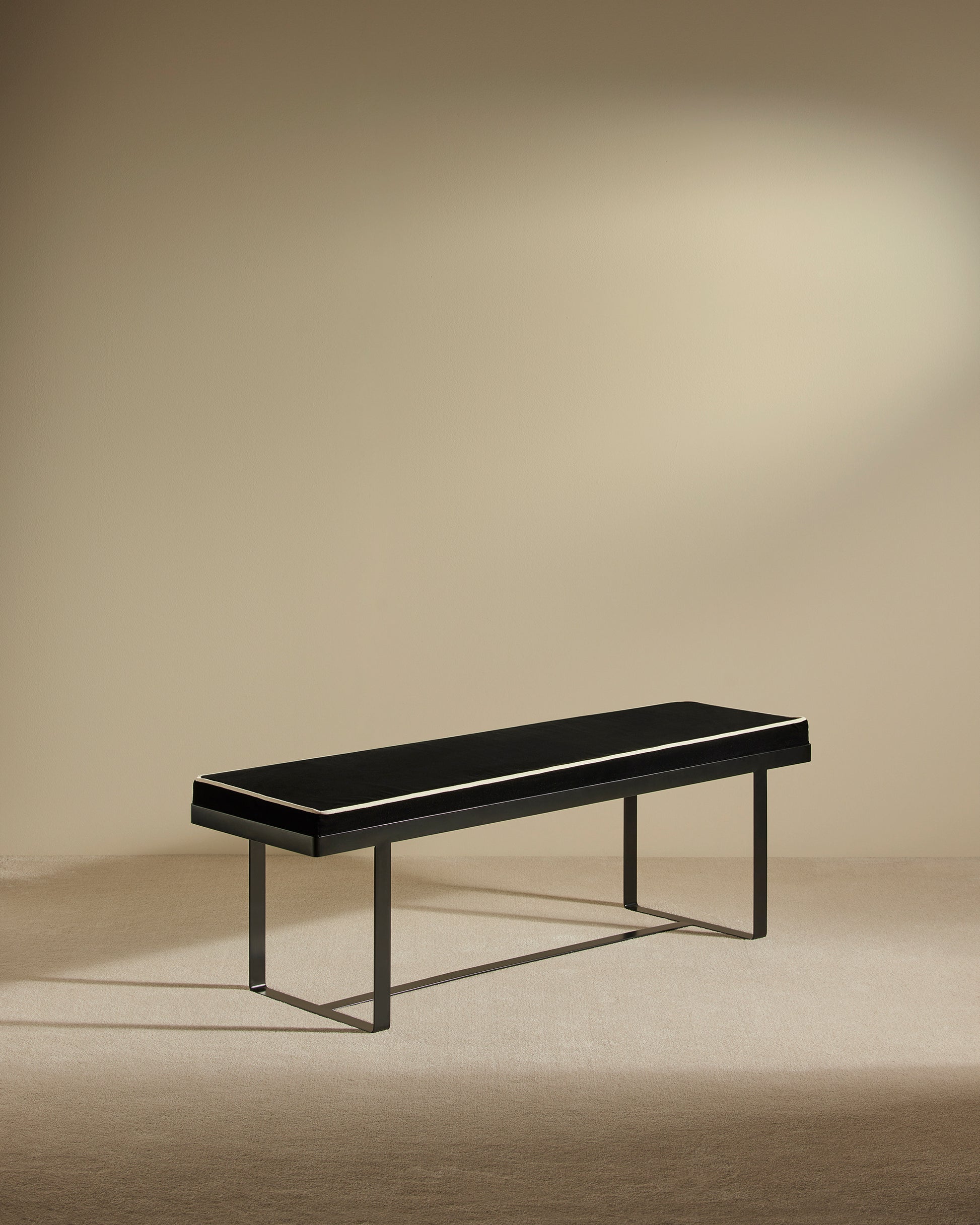 Banc Gaspard - Noir design Maison Sarah Lavoine Noir Velours 140 cm 45 cm 3