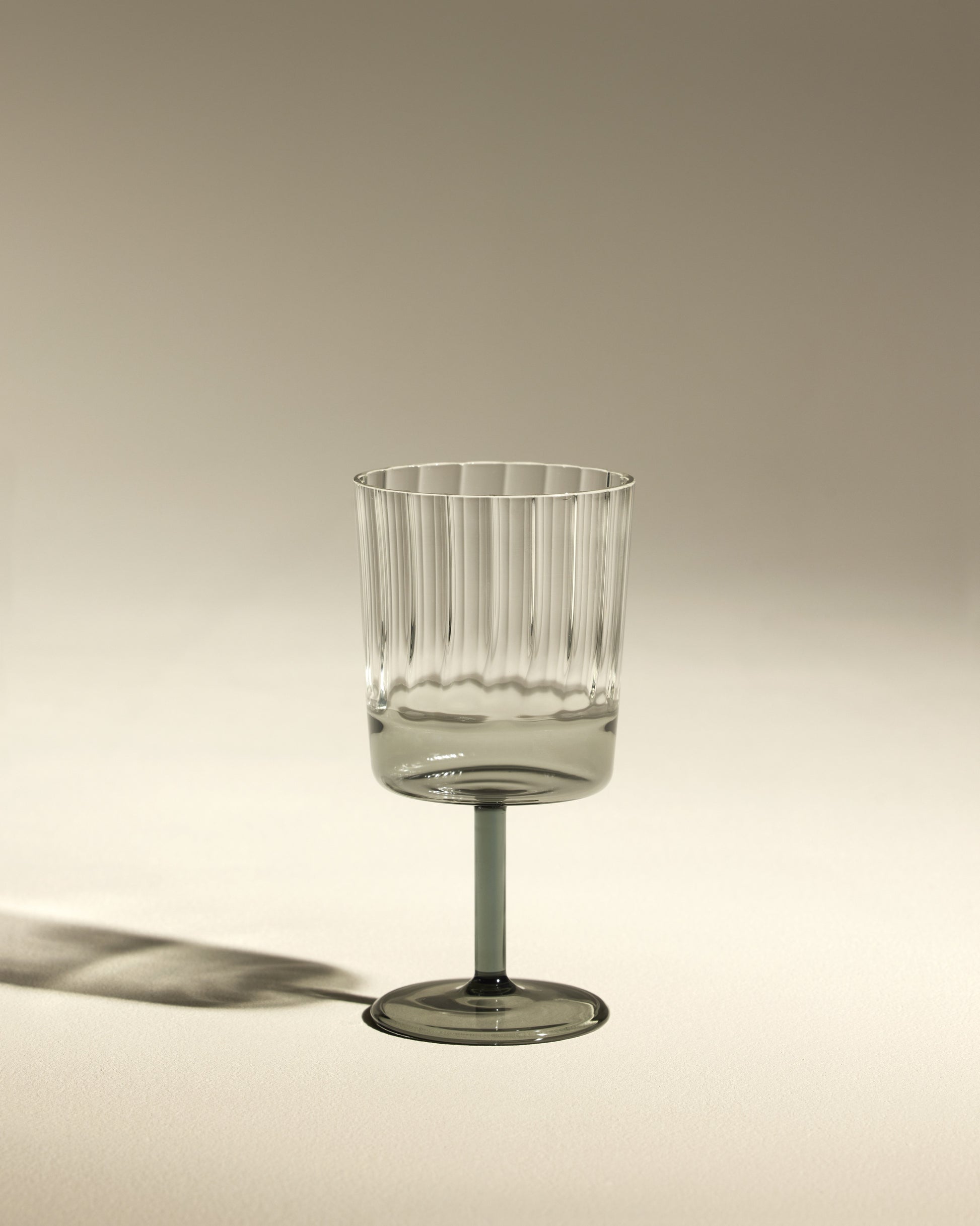 Verre à vin Eclat - Charbon design Maison Sarah Lavoine Charbon Verre  13,5 cm 1