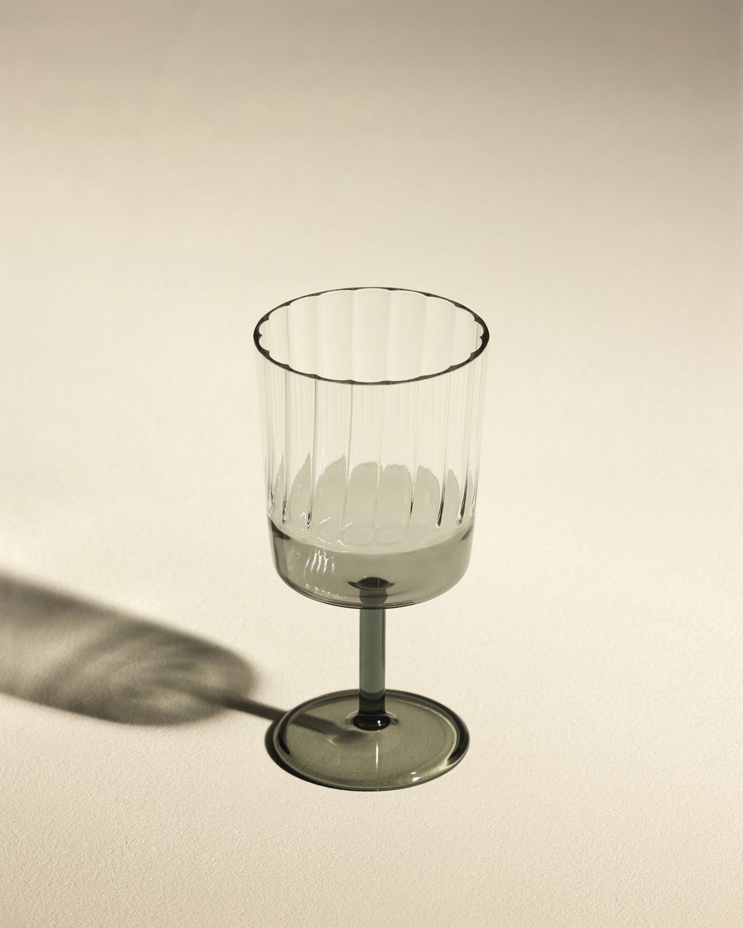 Verre à vin Eclat - Charbon design Maison Sarah Lavoine Charbon Verre  13,5 cm 2