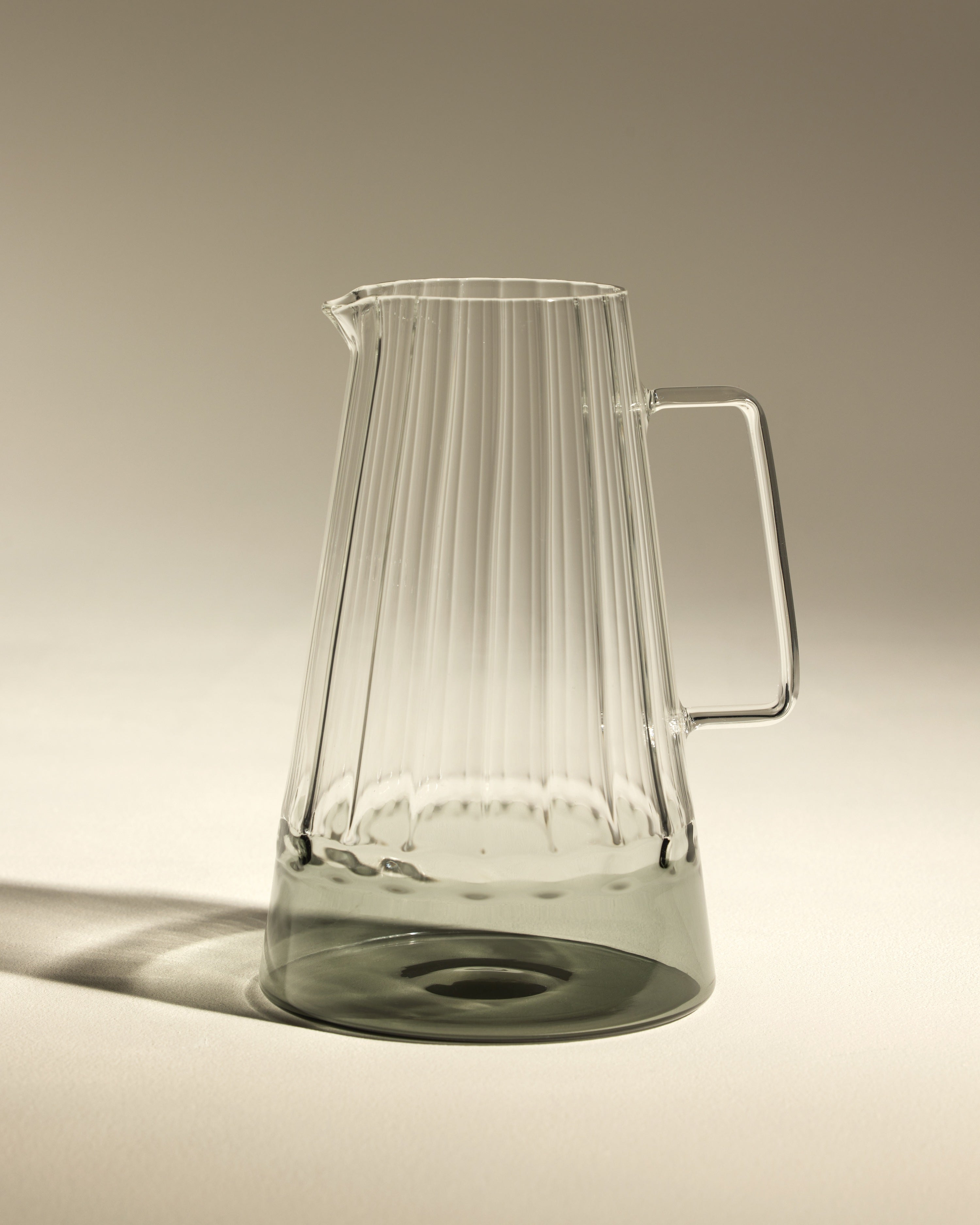 Carafe Design en Verre Teinté Eclat - En promotion à -20%