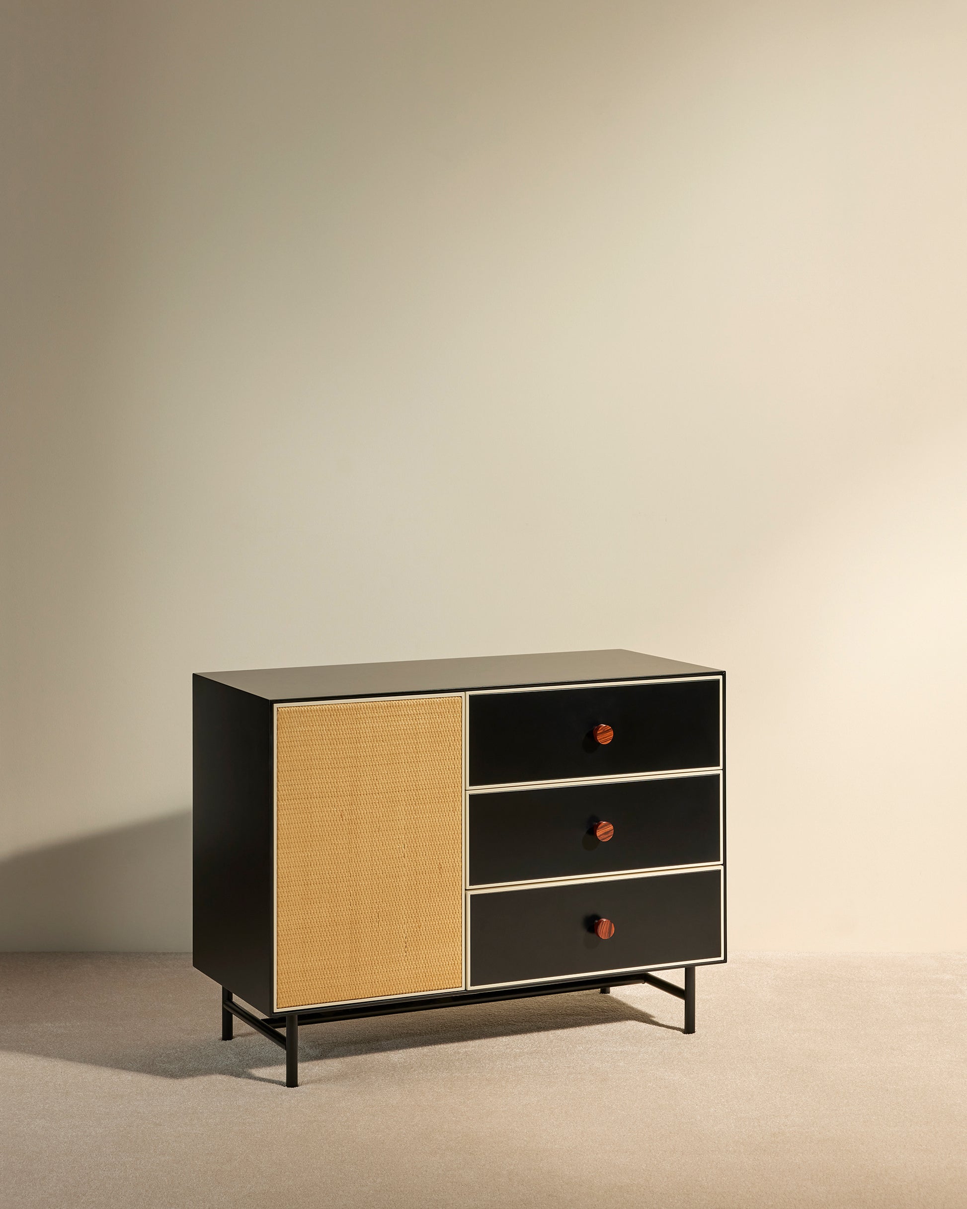 Commode Essence - Noir moderne Maison Sarah Lavoine Noir Moelle de rotin 100 cm 75 cm 2