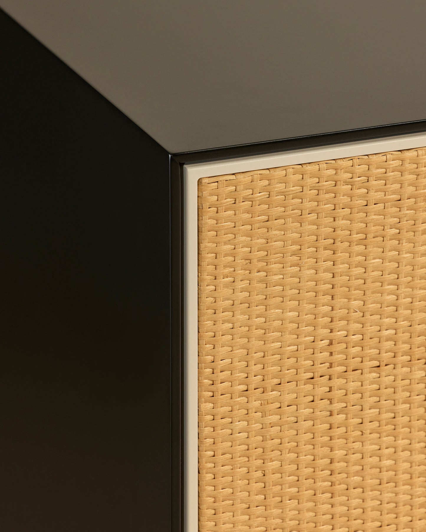 Enfilade Essence - Noir moderne Maison Sarah Lavoine Noir Moelle de rotin 180 cm 75 cm 5