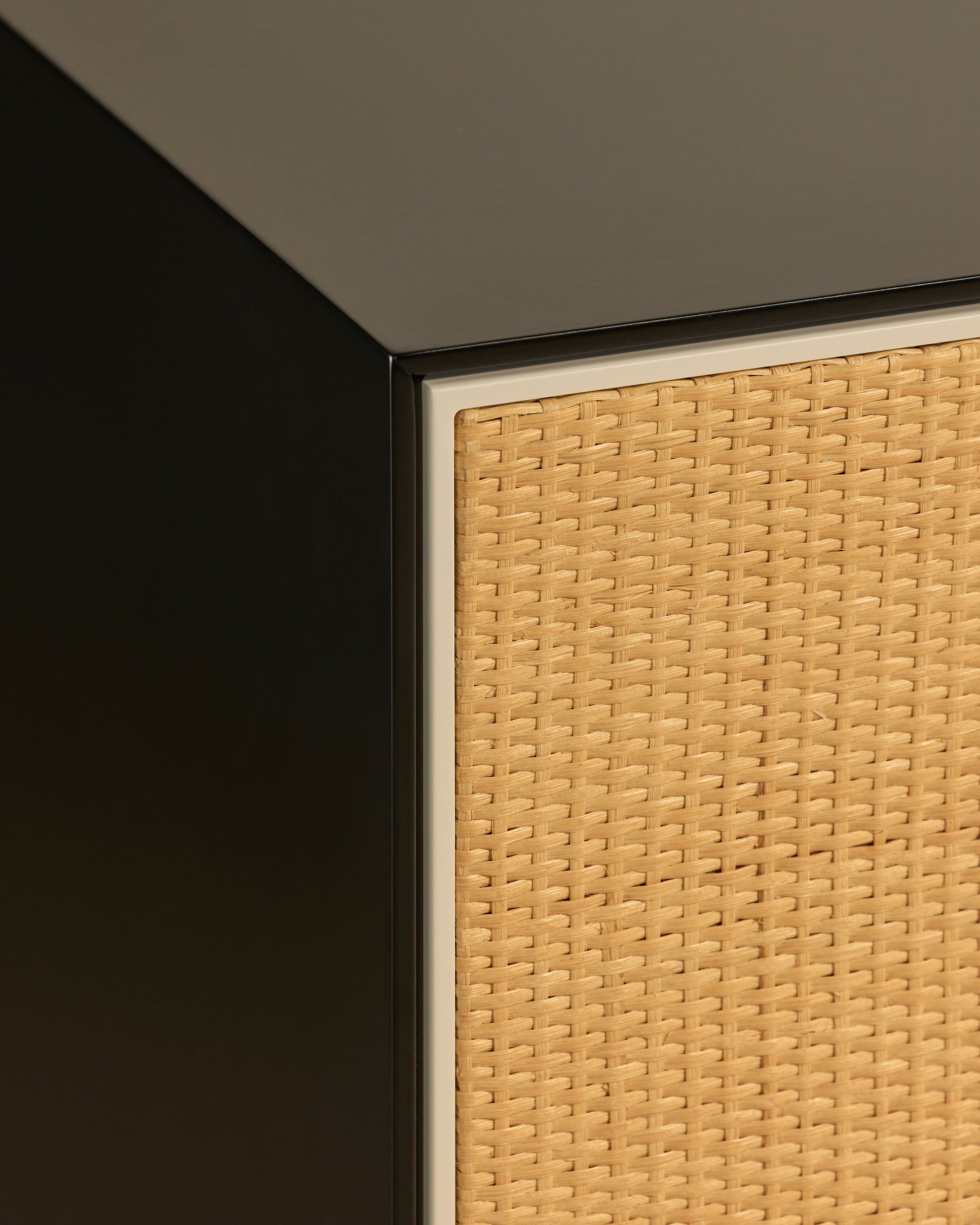 Enfilade Essence - Noir moderne Maison Sarah Lavoine Noir Moelle de rotin 180 cm 75 cm 5