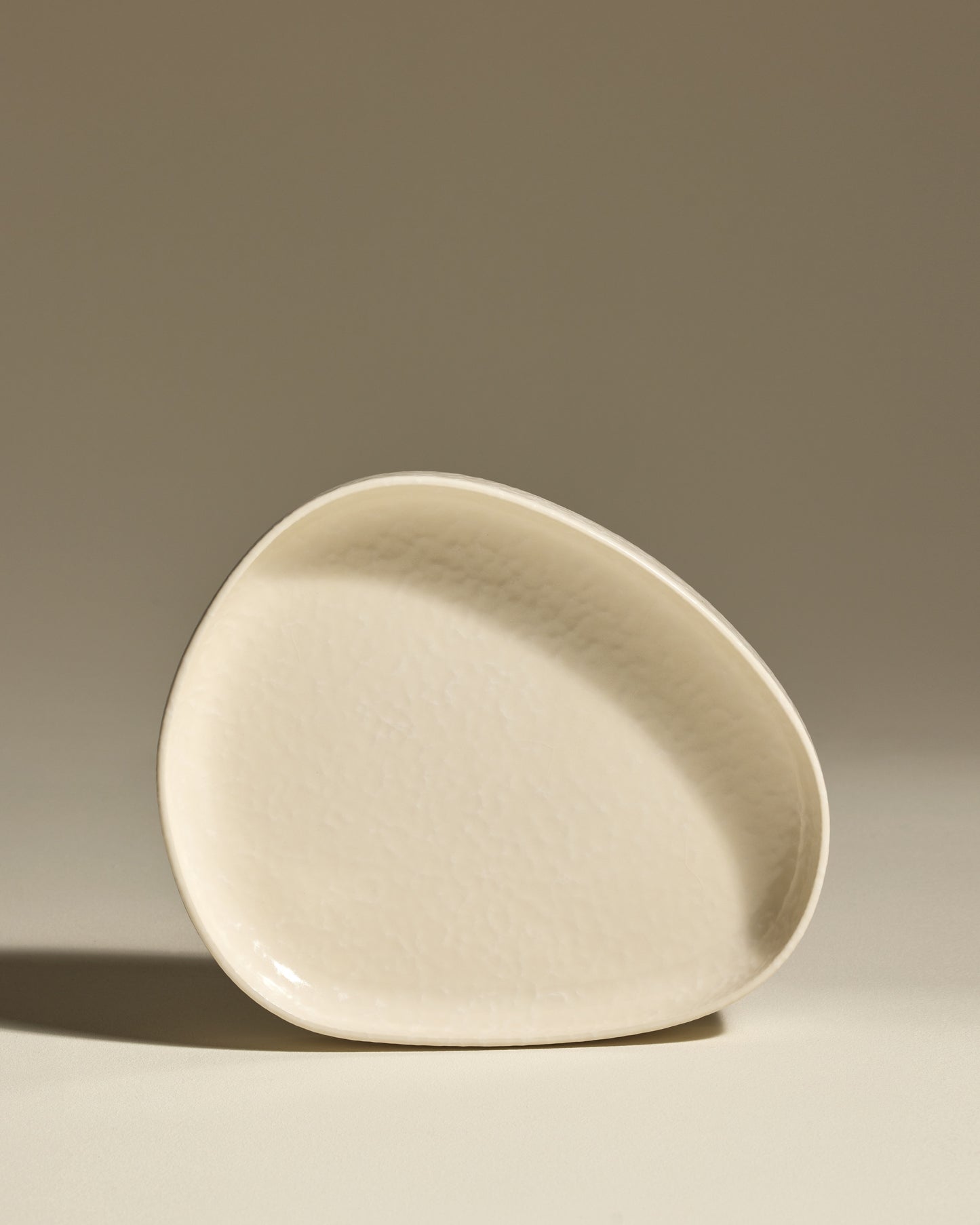 Vide poche Mars - Ecru design Maison Sarah Lavoine Ecru Céramique 28 cm 3,5 cm 2