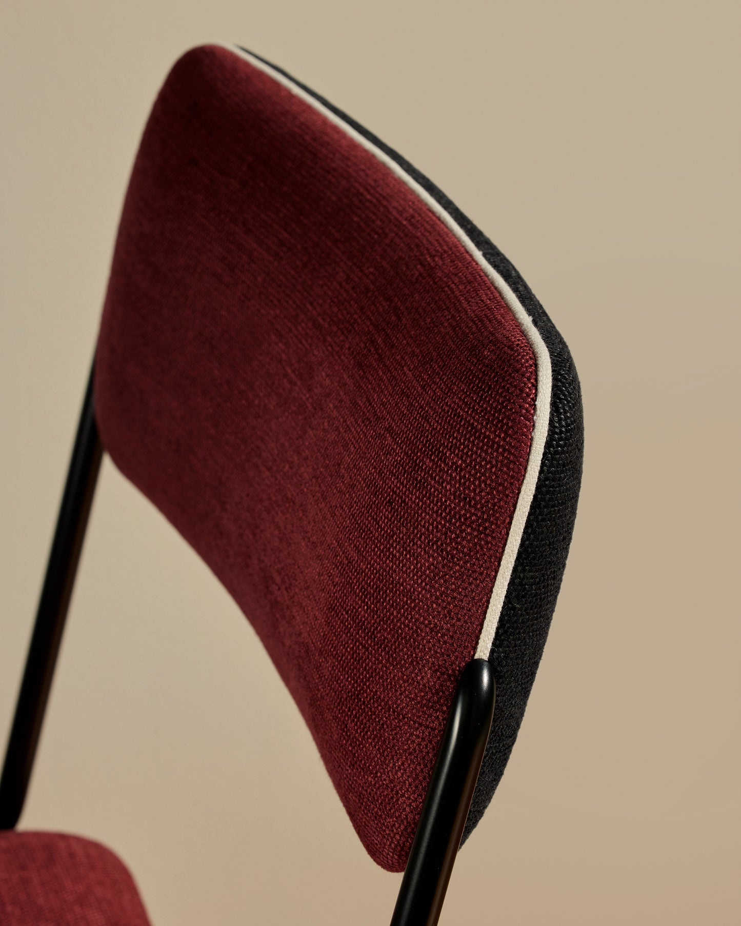 Chaise Double Jeu - Noir / Cassis design Maison Sarah Lavoine Cassis Velours 45 cm 85 cm 2