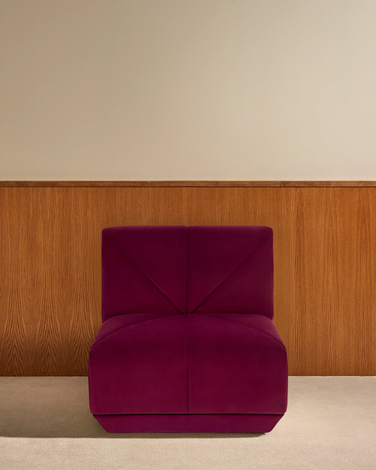 Chauffeuse Chill - Cassis design Maison Sarah Lavoine Cassis Velours 1