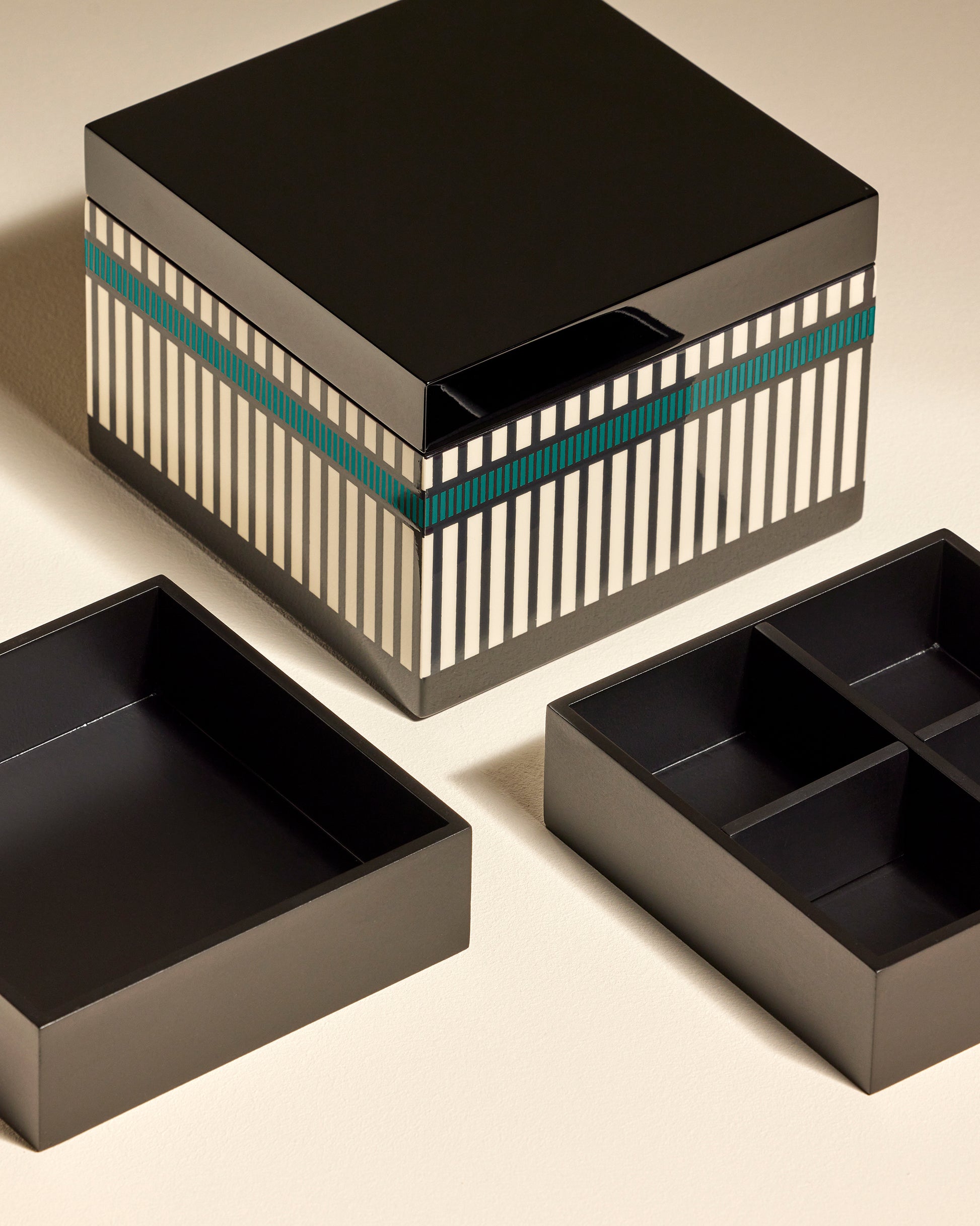 Boite à bijoux Esmée - Bleu Sarah design Maison Sarah Lavoine Bleu Sarah Bois laqué 17 cm 12 cm 4