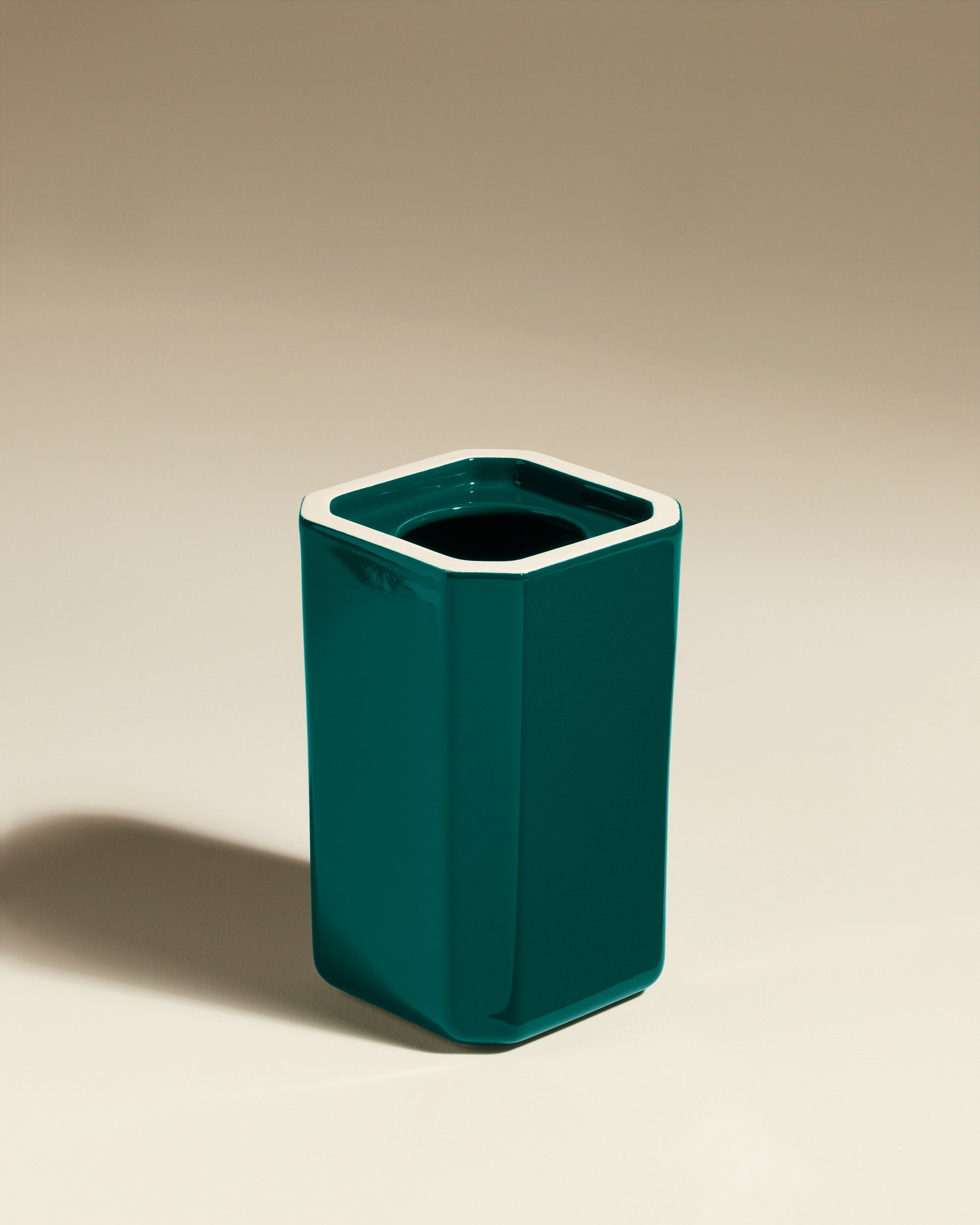 Vase Facettes - Bleu Sarah design, céramique Maison Sarah Lavoine Bleu Sarah Céramique 12,8 cm 21 cm 2