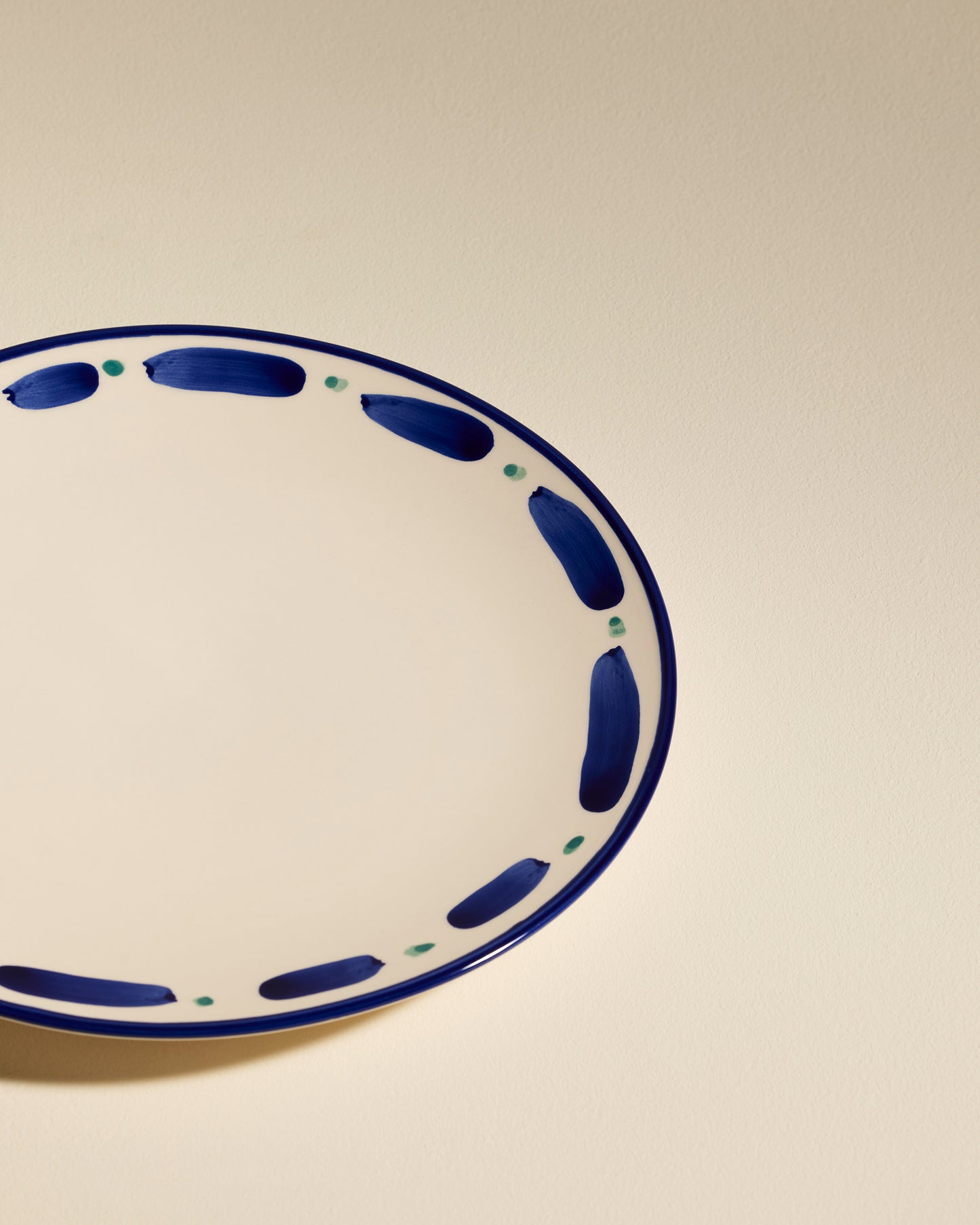 Assiette plate Aura - Outremer design Maison Sarah Lavoine Outremer Céramique    3