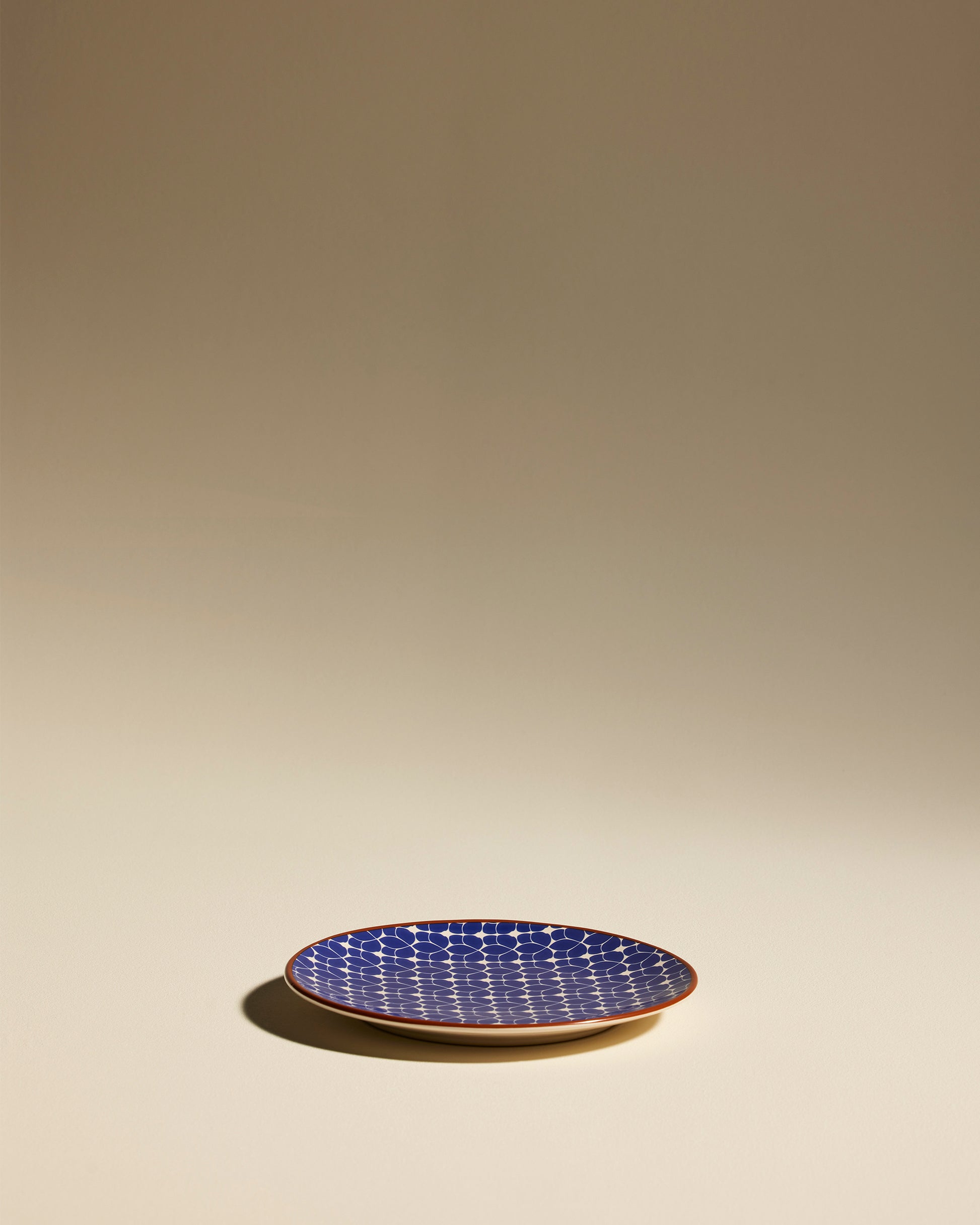 Assiette à dessert Flore - Outremer design Maison Sarah Lavoine Outremer Grès   1