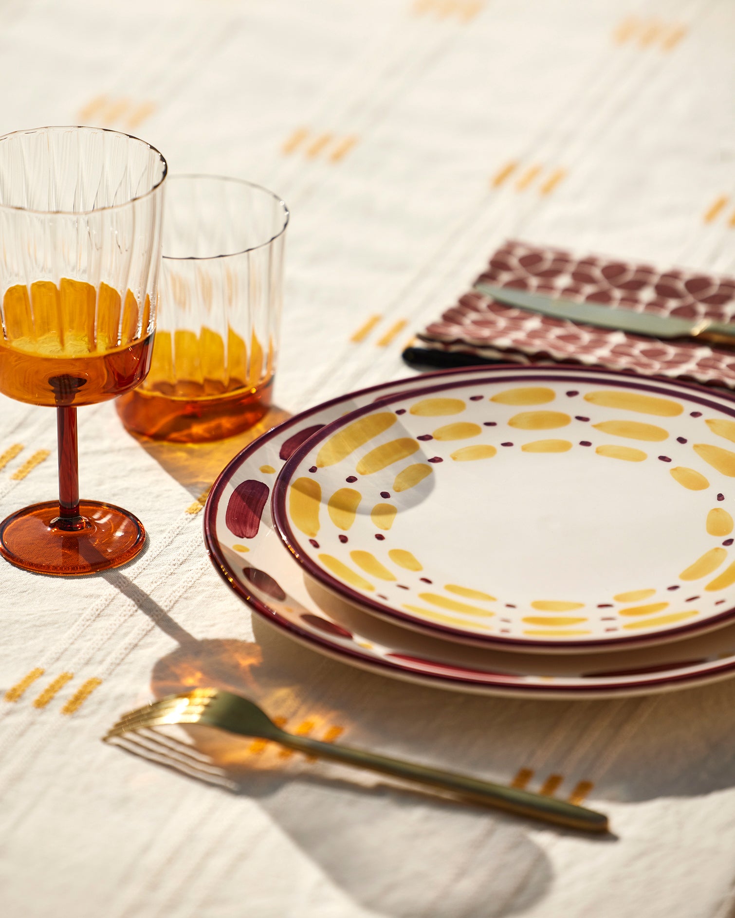 Assiette plate Aura - Carmin design Maison Sarah Lavoine Carmin Céramique    5