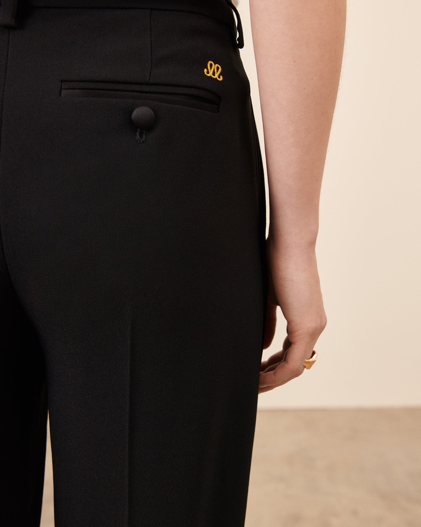 Pantalon Smoking à pince Iena - Noir fluide, chic Maison Sarah Lavoine Noir Acetate   4