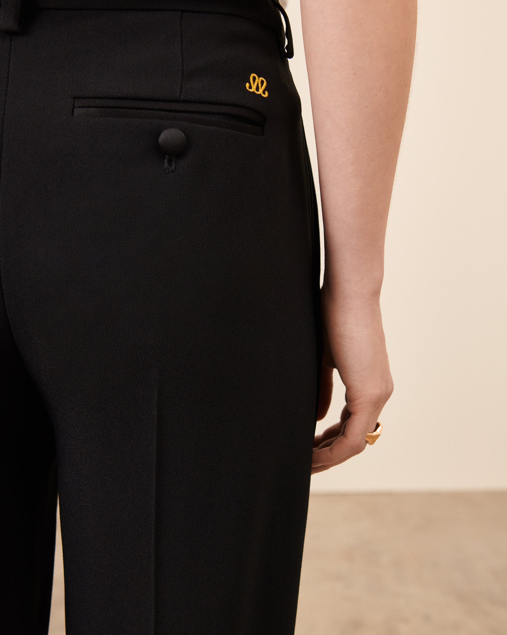 Pantalon Smoking à pince Iena - Noir fluide, chic Maison Sarah Lavoine Noir Acetate   4