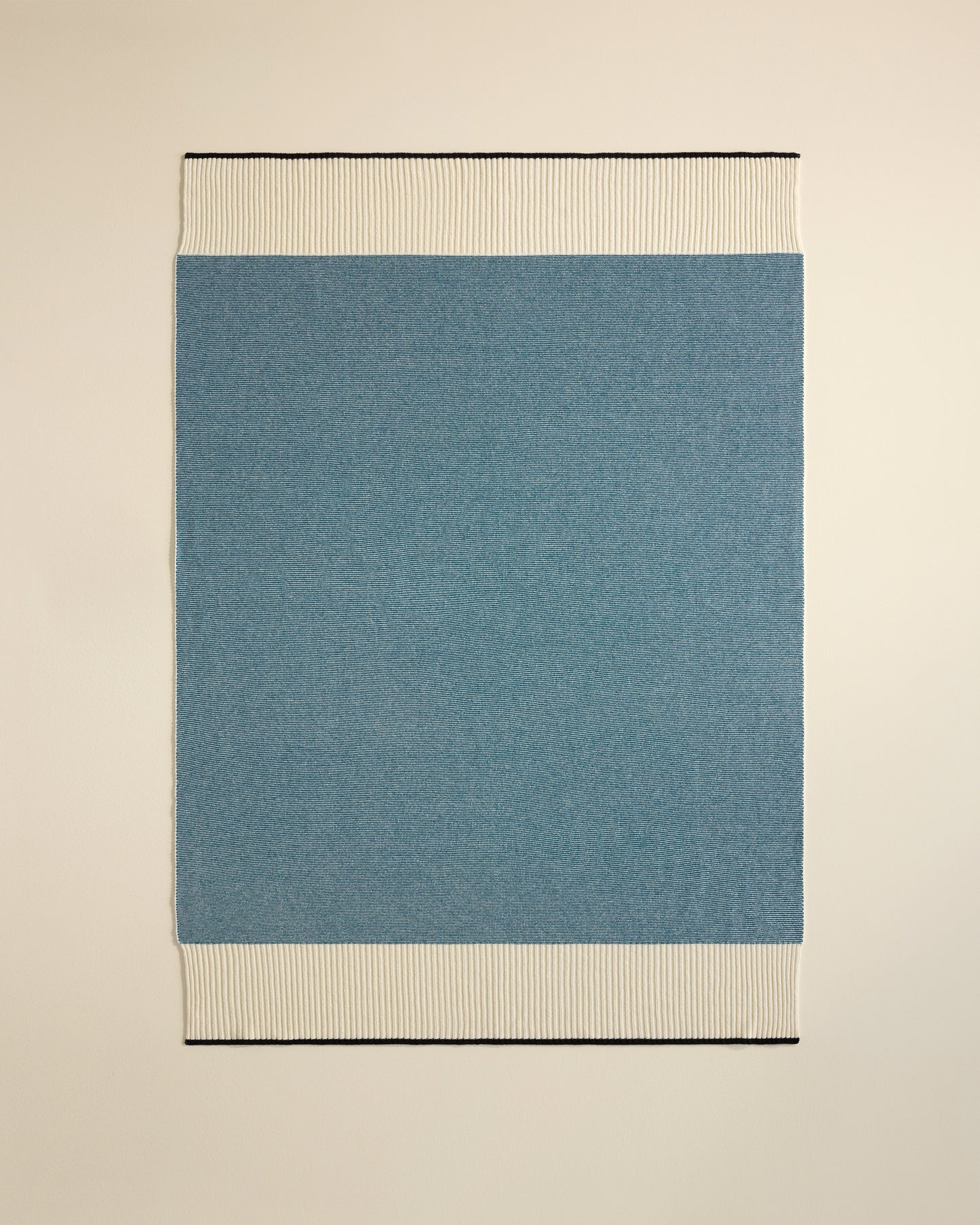 Plaid Sky - Bleu Sarah  Bleu Sarah 1 - Décoration Design