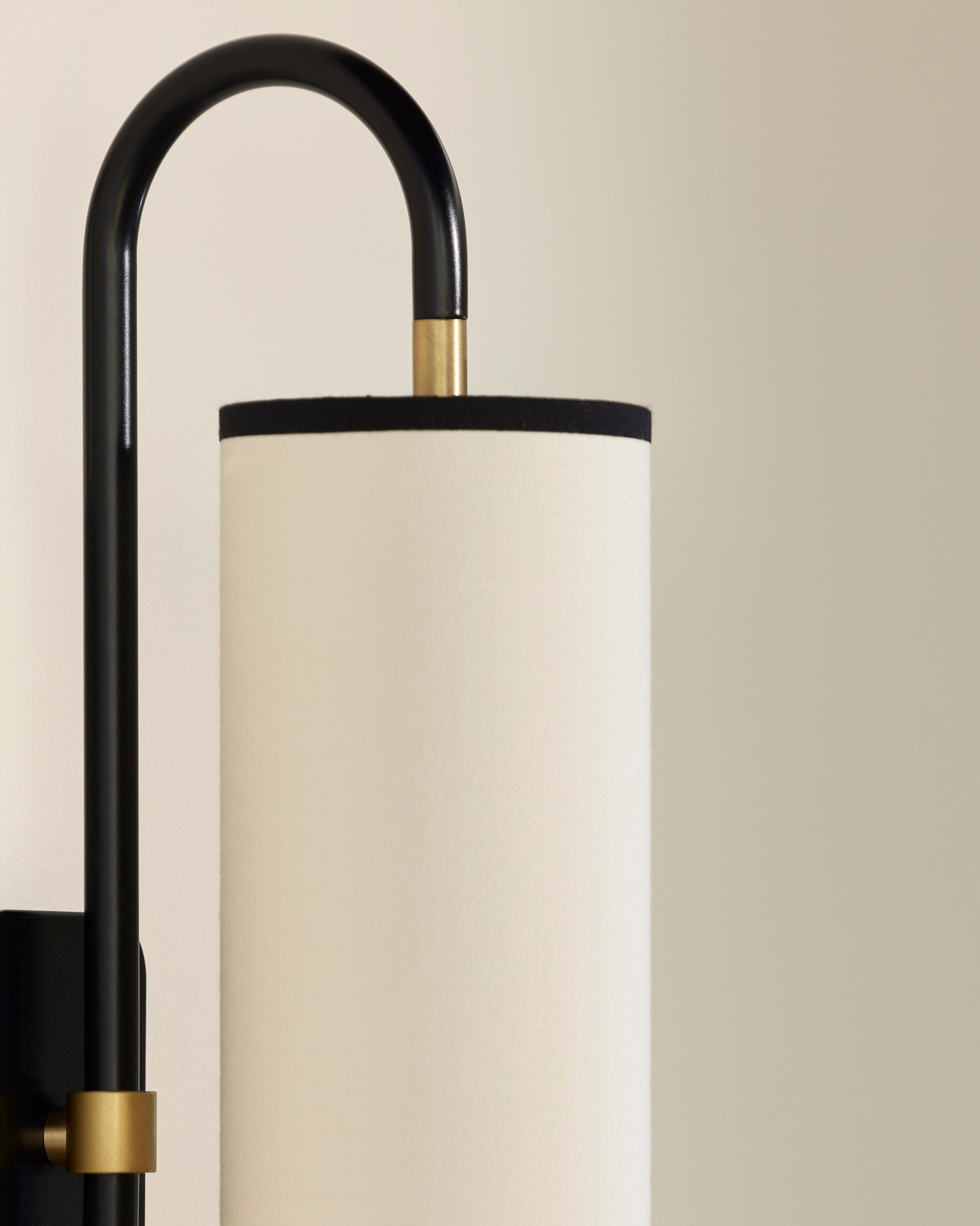 Wall Design in Black Tokyo | Maison Sarah Lavoine