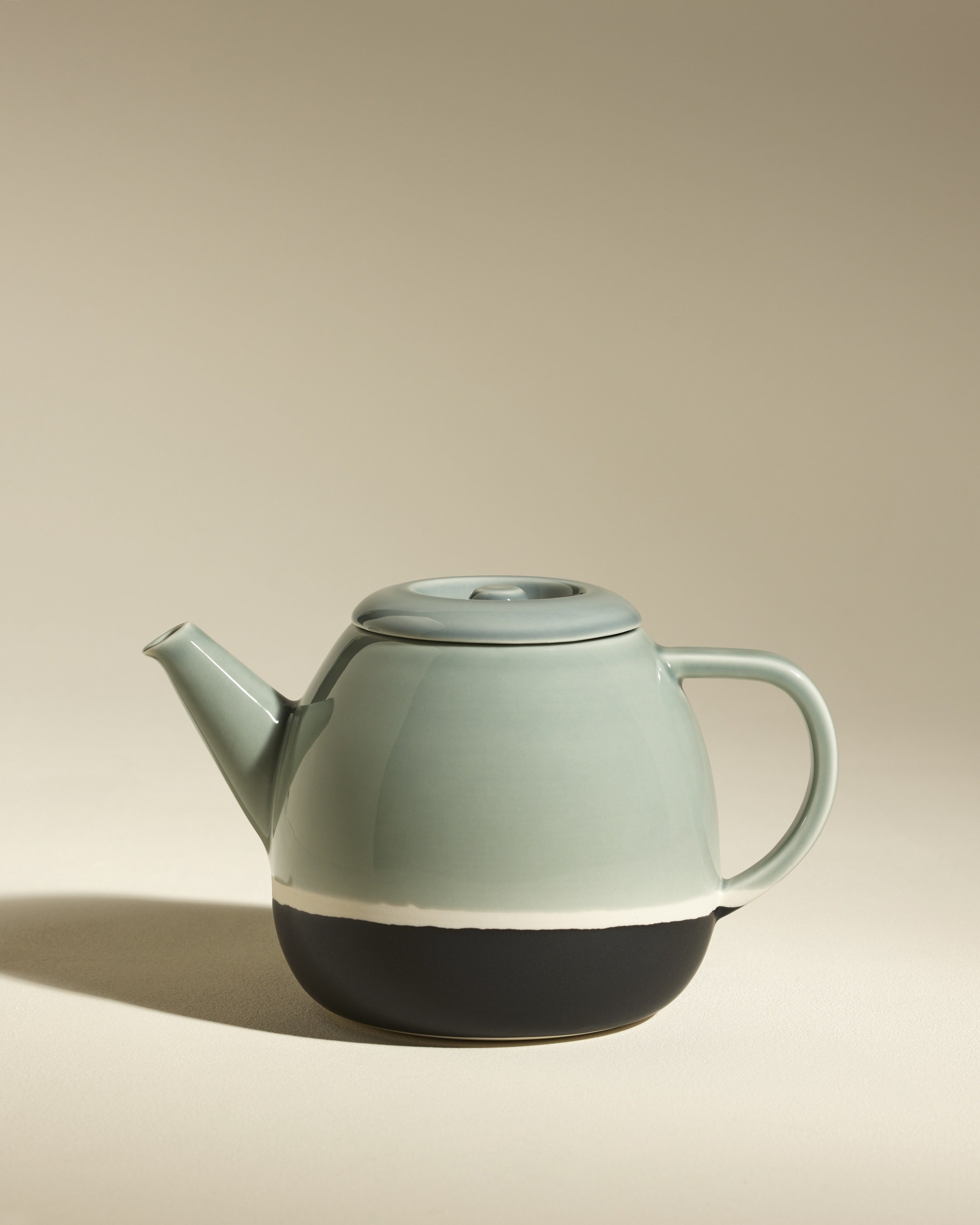 Sicilia Linden Sprout Teapot | Maison Sarah Lavoine