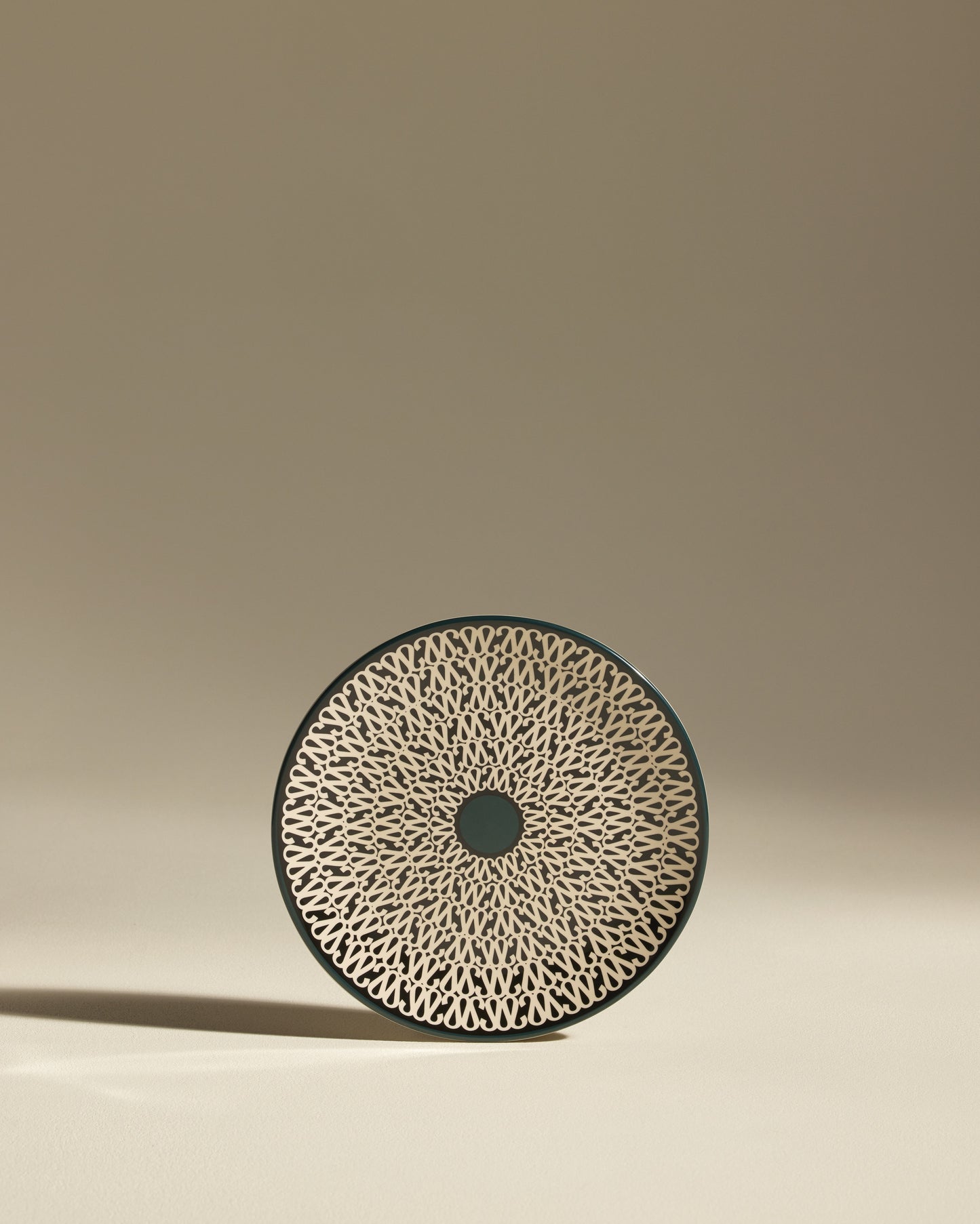 Sarah Dessert Plate - Black Radish