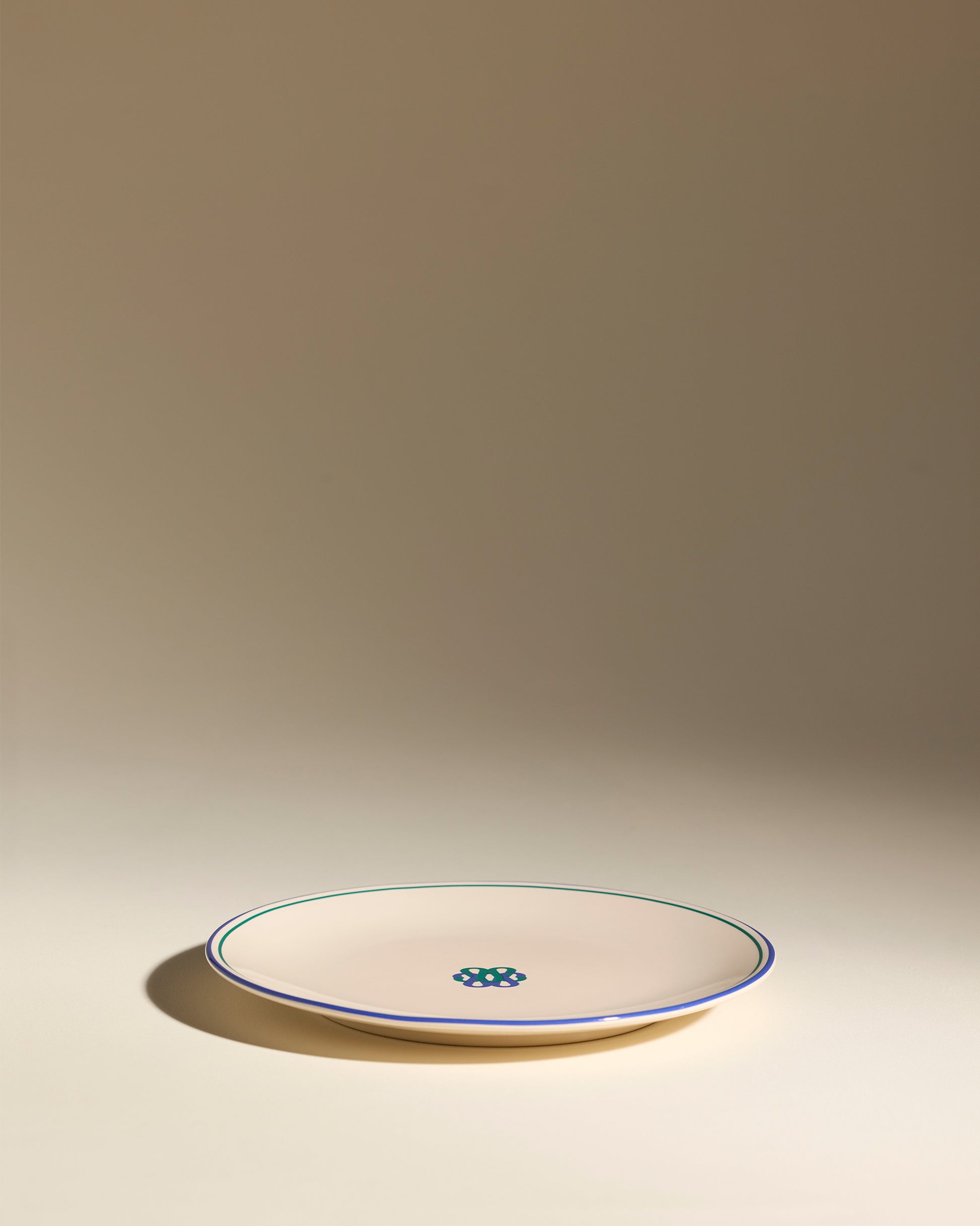 Assiette plate Reflet - Outremer  2 - Décoration Design