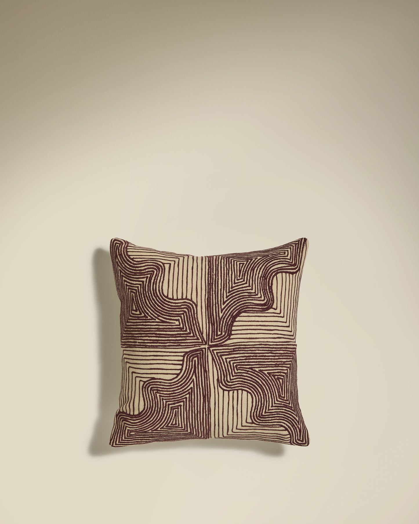 Onda Cushion - Hawthorn