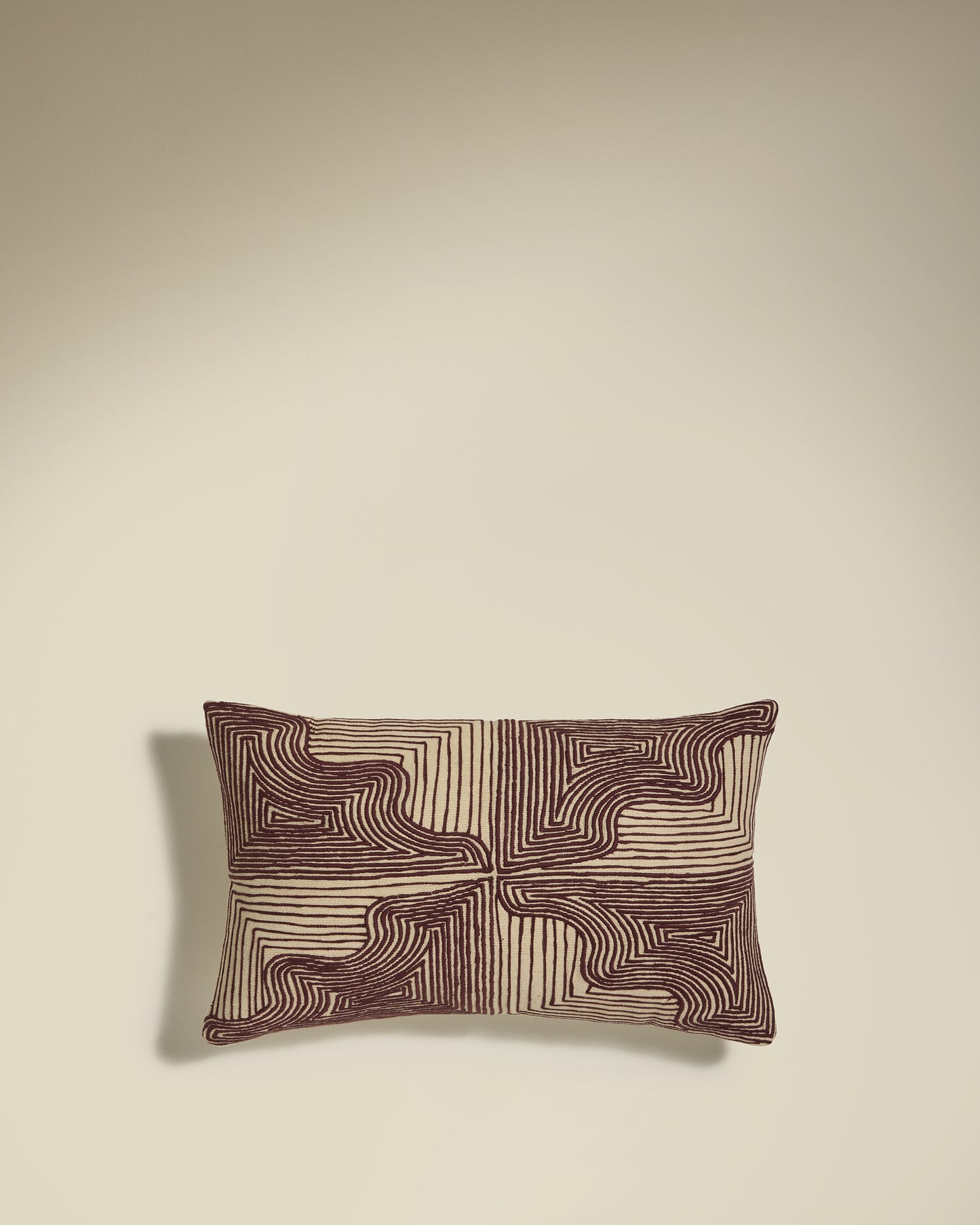 Onda Cushion - Hawthorn