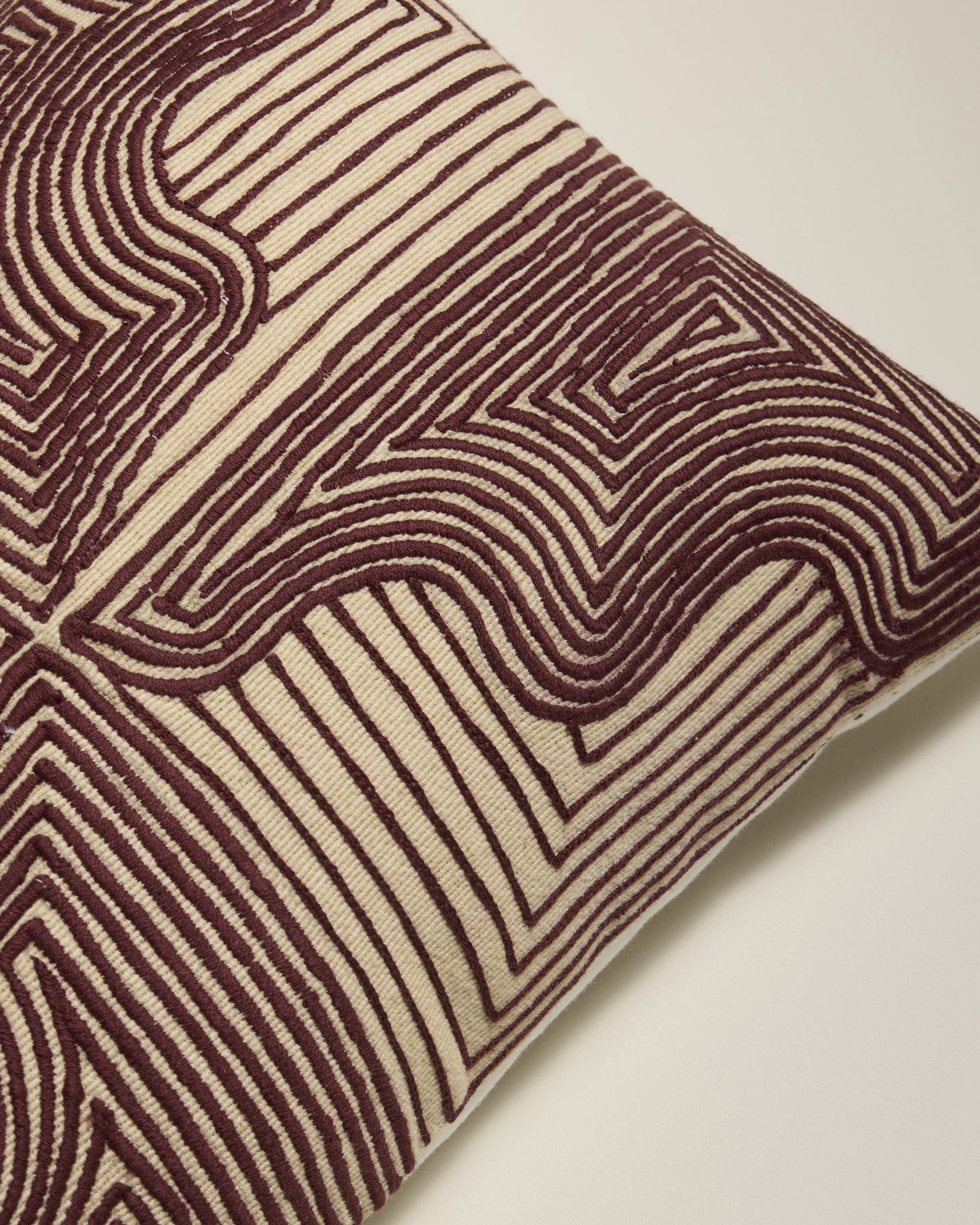 Onda Cushion - Hawthorn