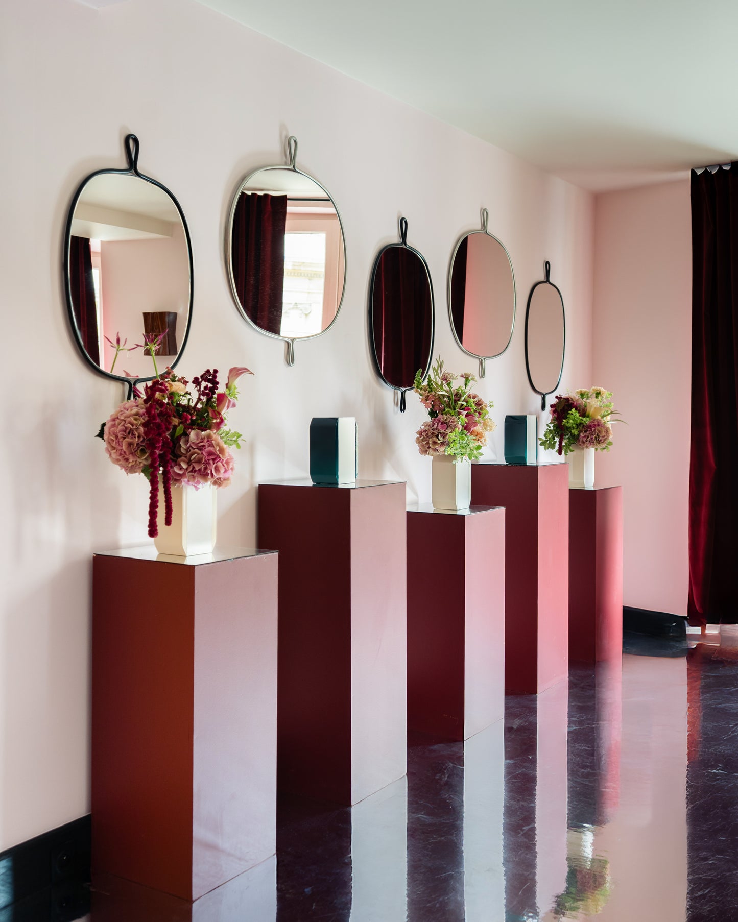 Arpège Mirror - Blackened stainless steel