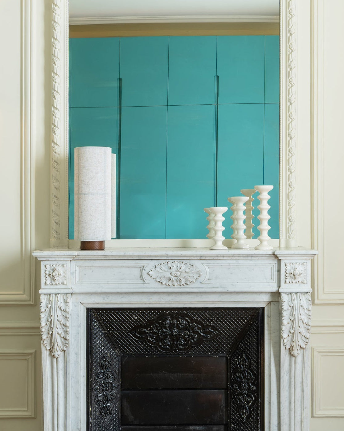 Ecru Slave Candleholder - Maison Sarah Lavoine 